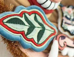 Exklusive Tigerkopf-Umhängetasche – Chinesische Kulturtasche mit handwerklichem Stickerei-Design