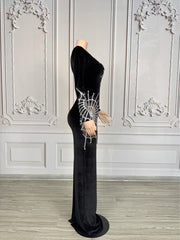 Damen Schwarze Samt-Langkleid mit Spinnweben-Muster, Strass-Besatz und Cut-Outs, Elegantes Party-Kleid für Fest Abendveranstaltung